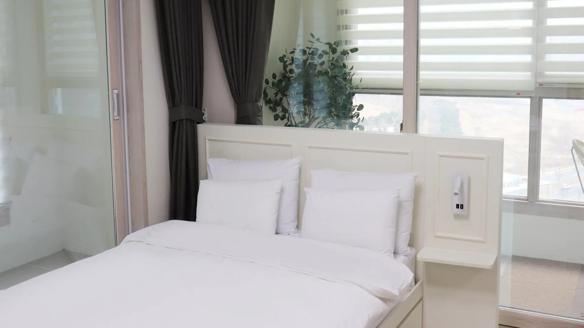 Lägenhetshotell Landmark Stay In Songdo Inchon