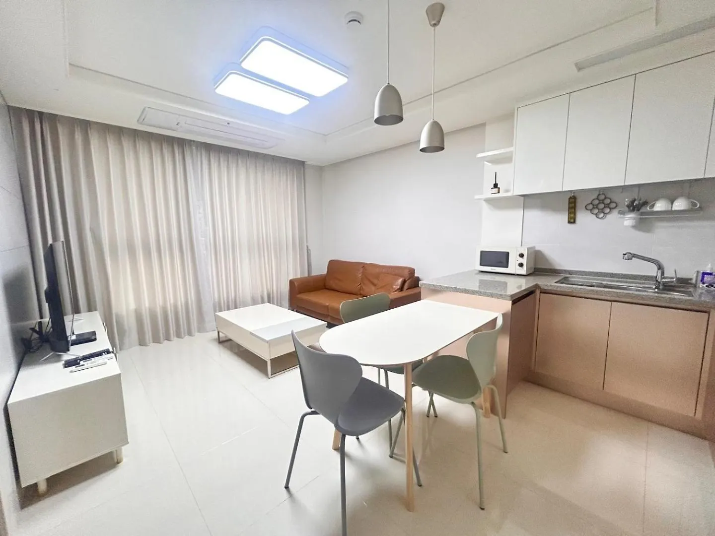 Landmark Stay In Songdo Incheon 3*,