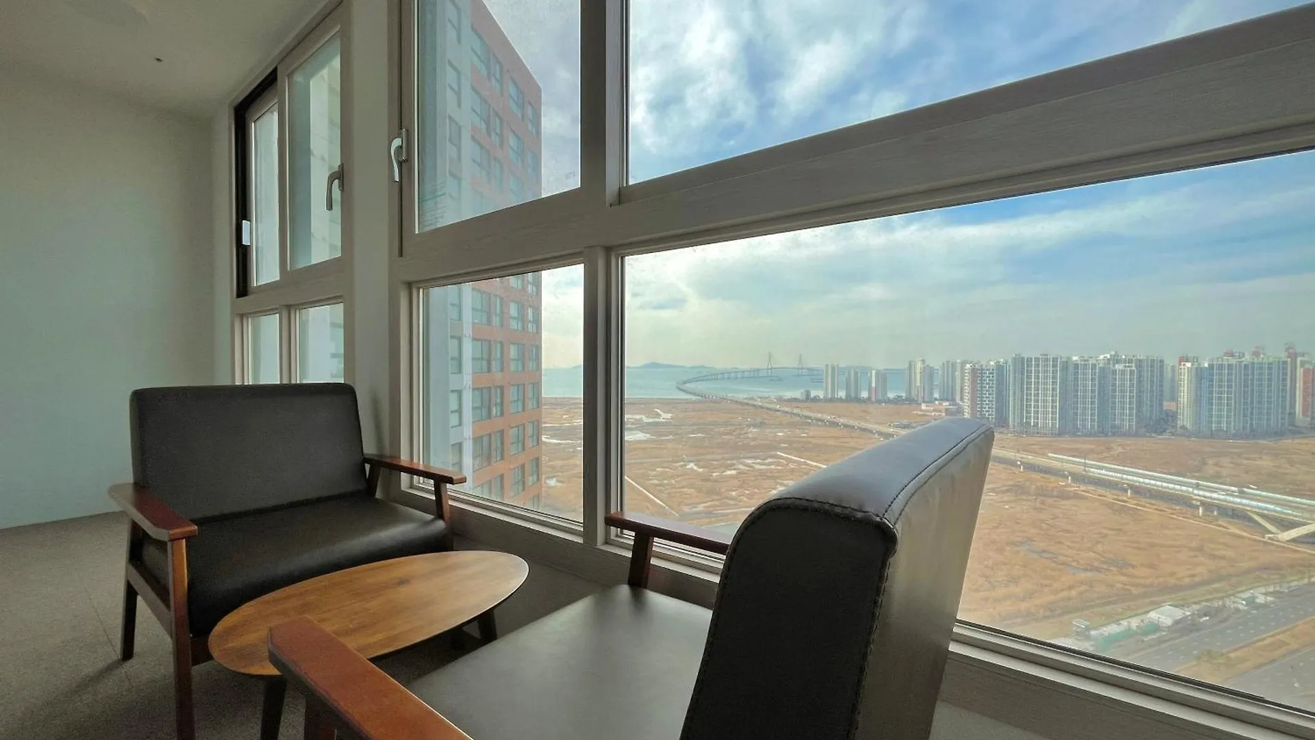 Landmark Stay In Songdo Inchon