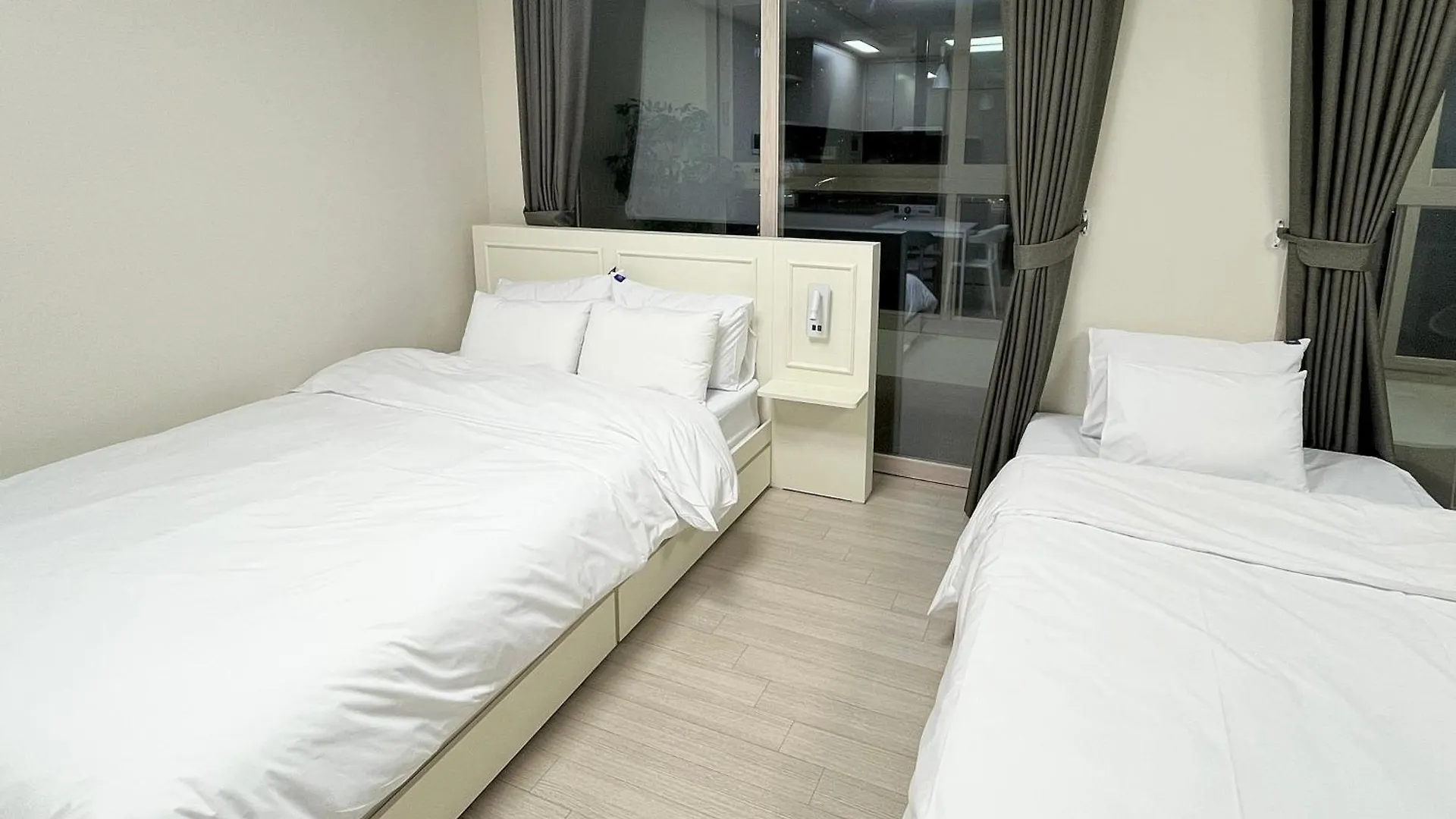 Landmark Stay In Songdo Incheon 3*,